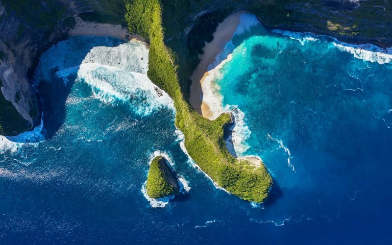 kelingking-beach-nusa-penida-island-indonesia-aerial-seascape.jpg